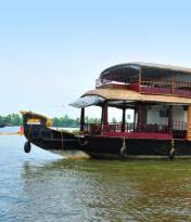Manaloor House Boat
